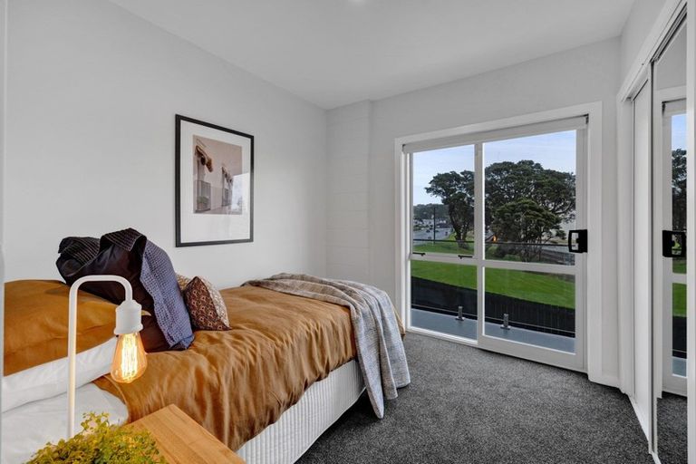 Photo of property in 38c Breakwater Road, Moturoa, New Plymouth, 4310