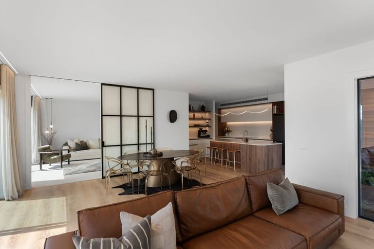 Photo of property in 11 Sparrowhawk Way, Kinloch, Taupo, 3377