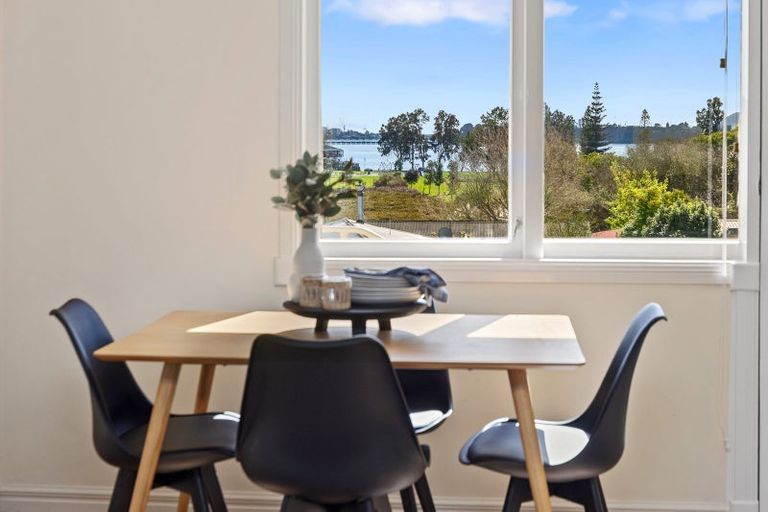 Photo of property in 41 Dingadee Street, Welcome Bay, Tauranga, 3112