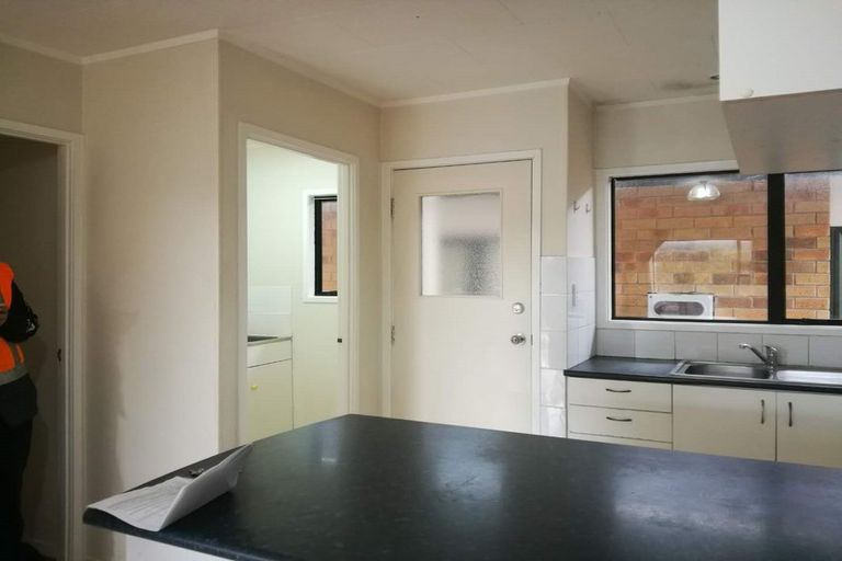 Photo of property in 5 Caribbean Drive, Unsworth Heights, Auckland, 0632