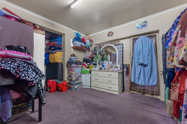 Photo of property in 31 Redwood Drive, Massey, Auckland, 0614