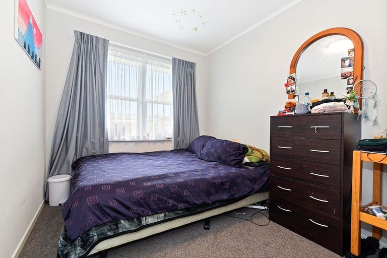 Photo of property in 8 Casper Street, Fairfield, Hamilton, 3214