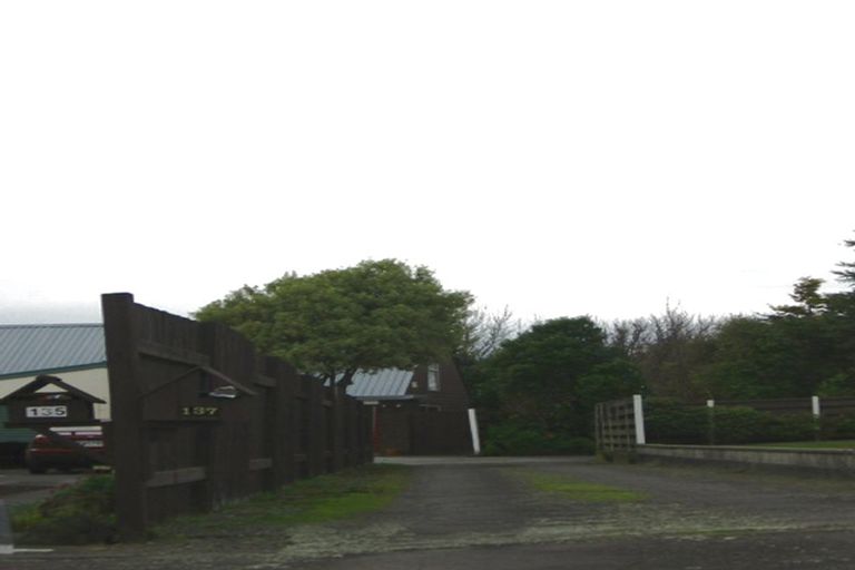 Photo of property in 137 Benmore Avenue, Cloverlea, Palmerston North, 4412