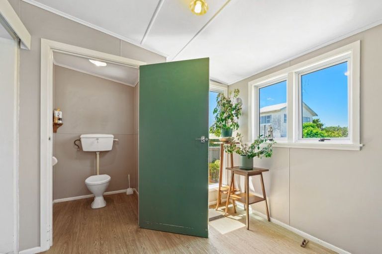 Photo of property in 11 Normanby Street, Fitzroy, New Plymouth, 4312