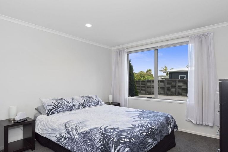 Photo of property in 11 Oriental Parade, Papamoa Beach, Papamoa, 3118