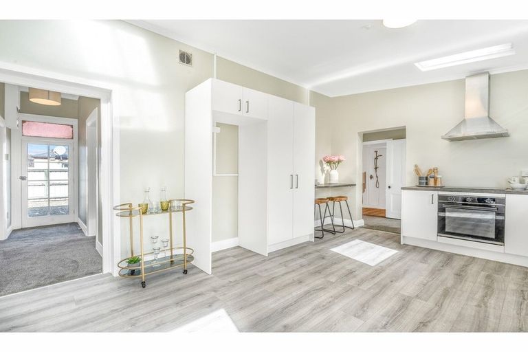 Photo of property in 22 Clutha Street, Alexandra, 9320