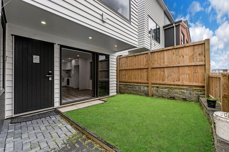 Photo of property in 7/100 Seymour Road, Sunnyvale, Auckland, 0612