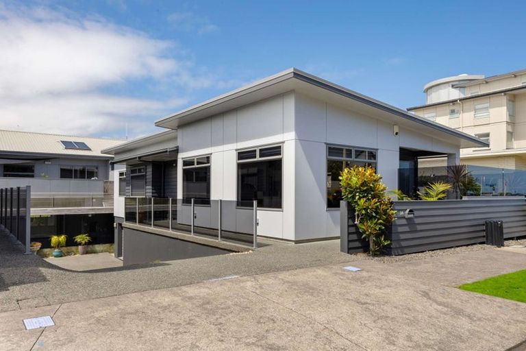 Photo of property in 14 Buller Street, New Plymouth, 4310