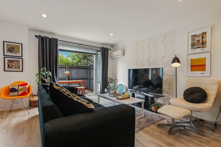 Photo of property in 17a Whiteleigh Avenue, Addington, Christchurch, 8024