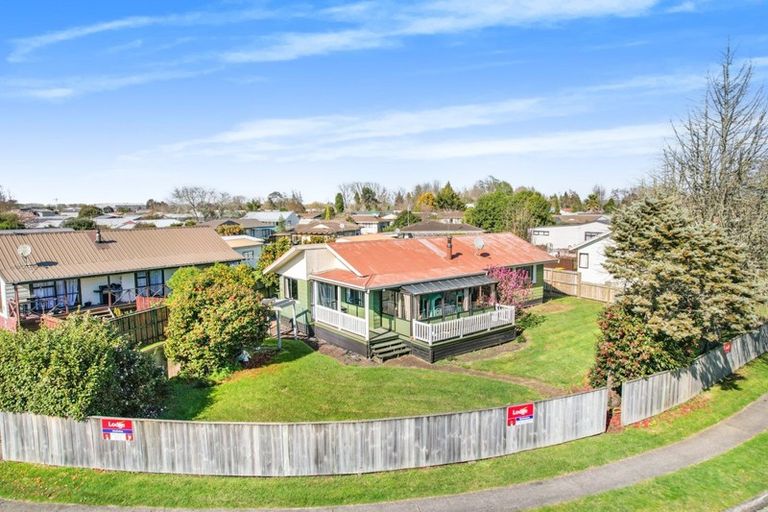 Photo of property in 13 Karen Crescent, Dinsdale, Hamilton, 3204