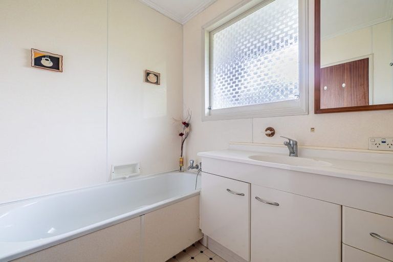 Photo of property in 32 Bucknell Street, Sockburn, Christchurch, 8042