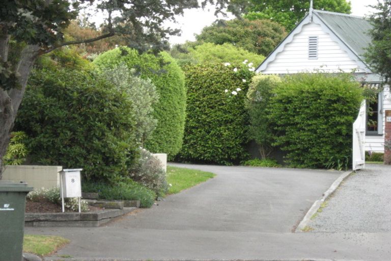 Photo of property in 8 Banff Place, Avonhead, Christchurch, 8042