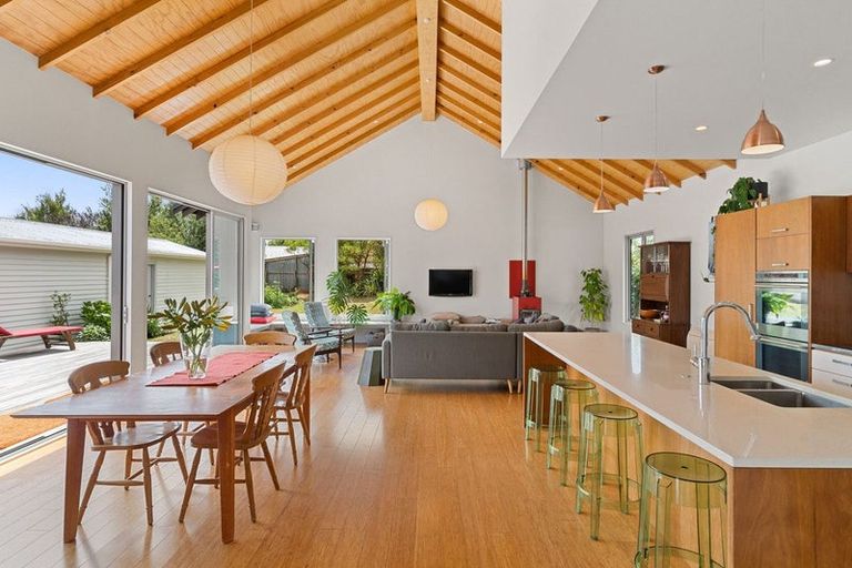 Photo of property in 27 Venice Street, Martinborough, 5711