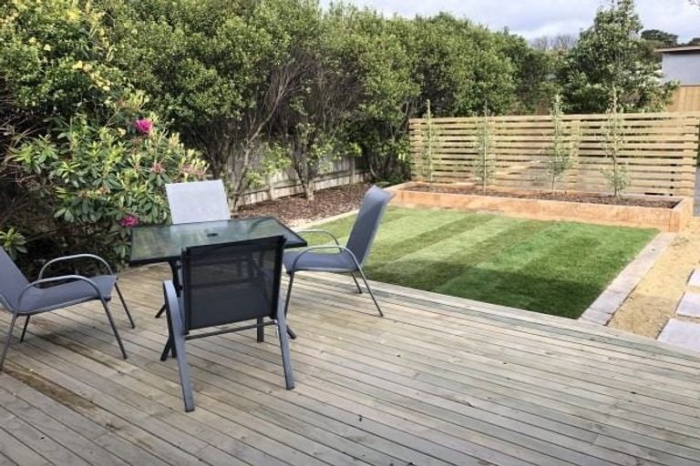 Photo of property in 42 Dahlia Street, Palmerston North, 4410