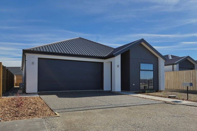 Photo of property in 25 Northampton Drive, Prebbleton, 7676