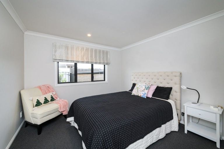 Photo of property in 25 Trump Place, Kelvin Grove, Palmerston North, 4414