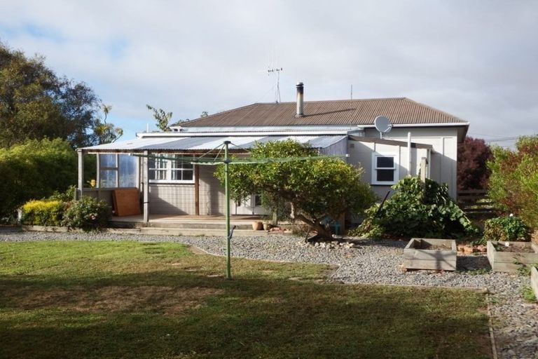 Photo of property in 8 Toia Street, Marton, 4710