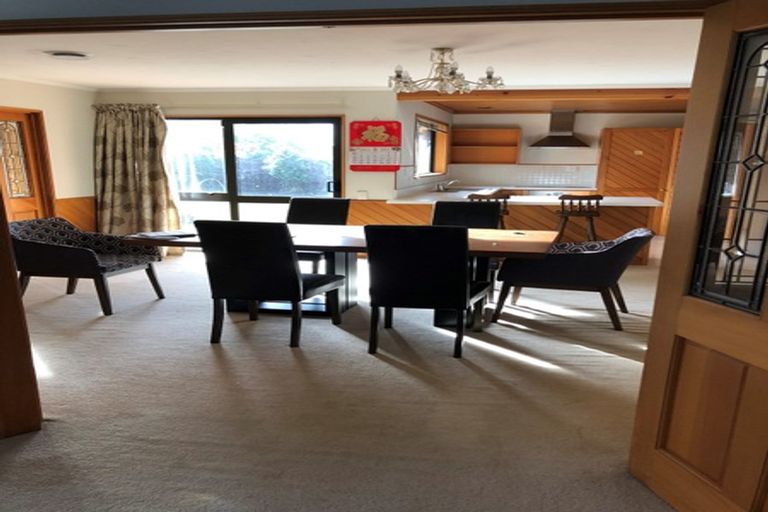 Photo of property in 22 Apsley Drive, Russley, Christchurch, 8042