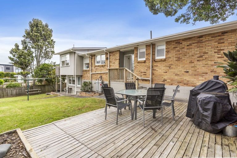 Photo of property in 37 Whitford Road, Howick, Auckland, 2014