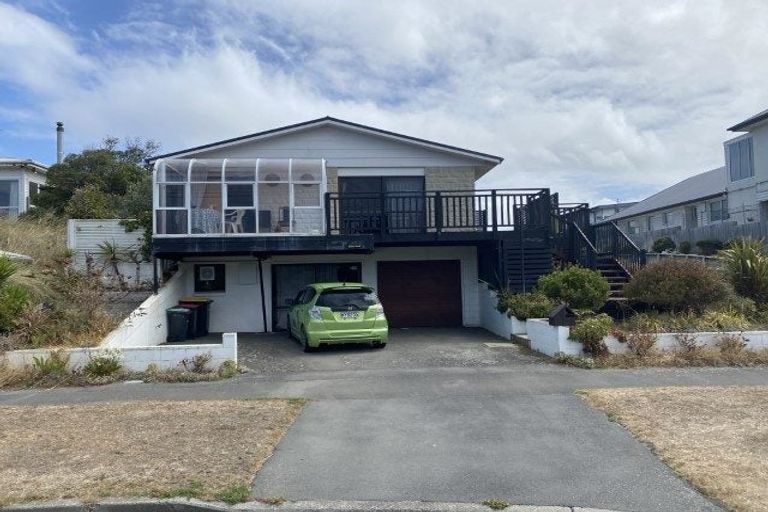 Photo of property in 3/288 Marine Parade, New Brighton, Christchurch, 8061