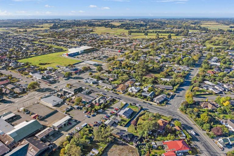 Photo of property in 11 Douglas Road, Amberley, 7410