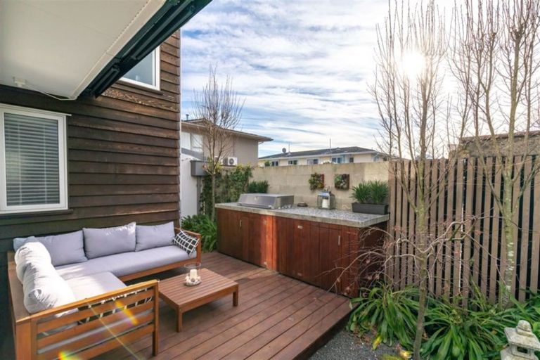 Photo of property in 4/10 Stoneyhurst Street, St Albans, Christchurch, 8014