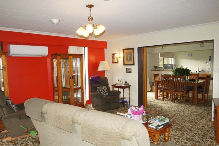 Photo of property in 12 Kinley Street, Rangiora, 7400