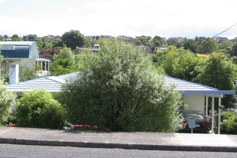 Photo of property in 73 Saddleback Rise, Murrays Bay, Auckland, 0630