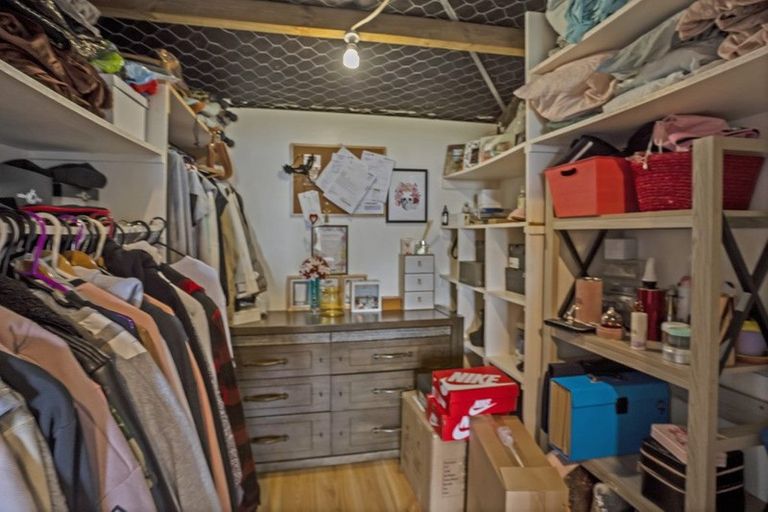 Photo of property in 2219 South Head Road, South Head, Helensville, 0874