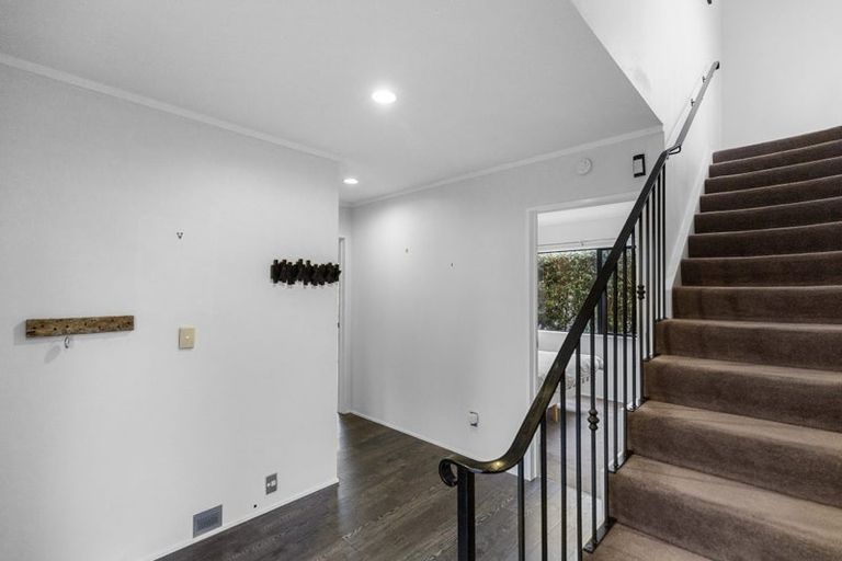 Photo of property in 38b Forest Lake Road, Forest Lake, Hamilton, 3200