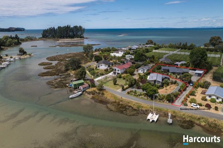 Photo of property in 26 Wharf Road, Riwaka, Motueka, 7198