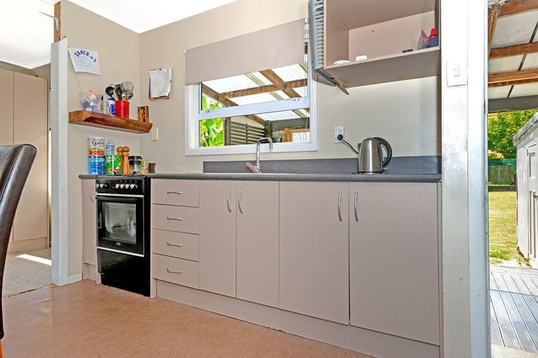 Photo of property in 59 Lyell Road, Outer Kaiti, Gisborne, 4010