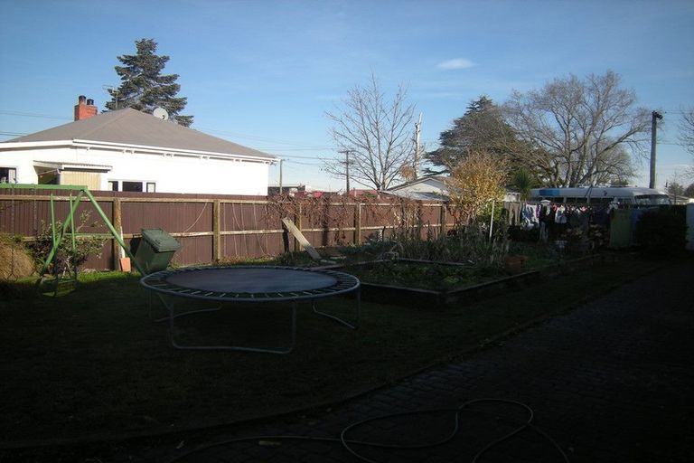 Photo of property in 6 Messines Street, Leeston, 7632