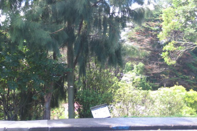 Photo of property in 1/32 Sunnyside Road, Sunnyvale, Auckland, 0612