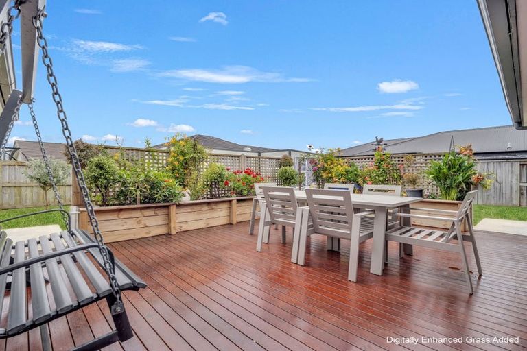 Photo of property in 63 Darlington Street, Ngatea, 3503