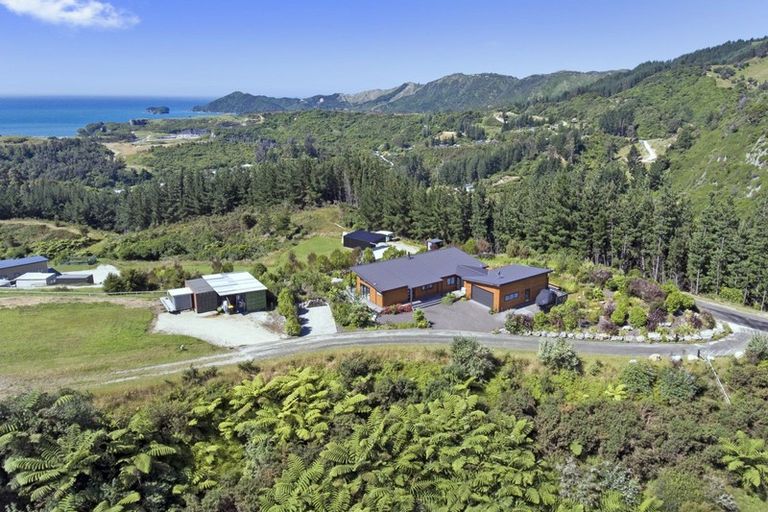 Photo of property in 126 Bay Vista Drive, Pohara, Takaka, 7183