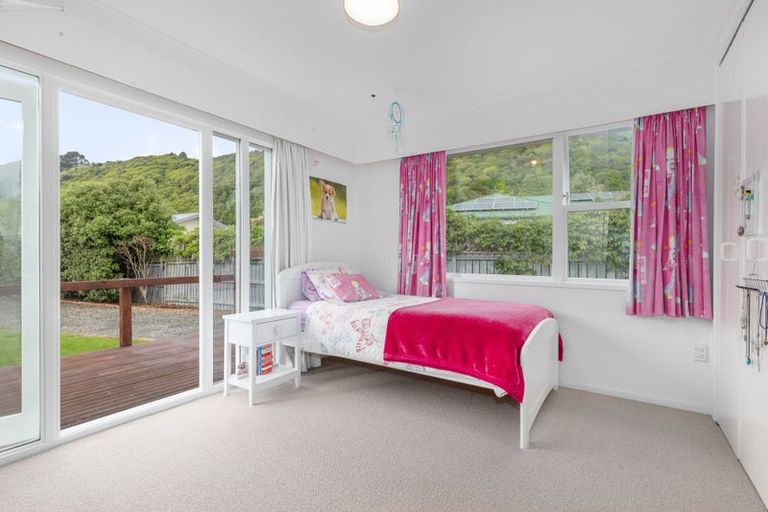 Photo of property in 105 Leinster Avenue, Raumati South, Paraparaumu, 5032