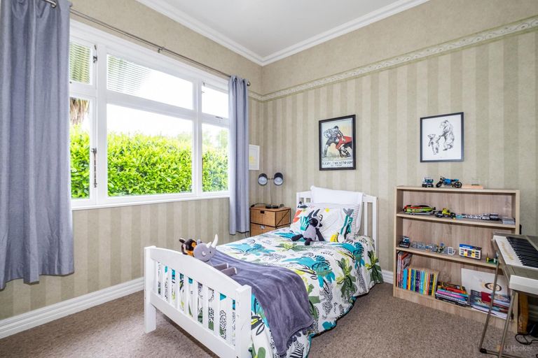 Photo of property in 143 Talbot Street, Geraldine, 7930