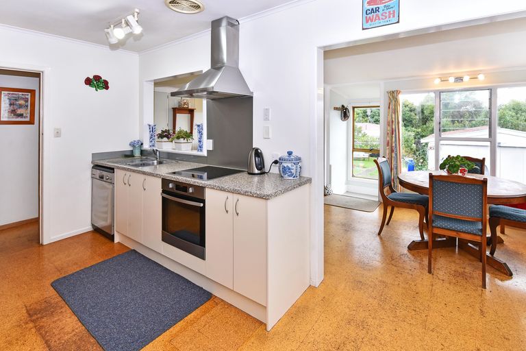 Photo of property in 58 Pembroke Street, Papatoetoe, Auckland, 2025