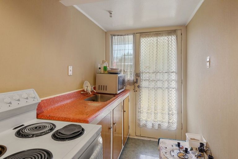 Photo of property in 27 Isabella Place, Waltham, Christchurch, 8011