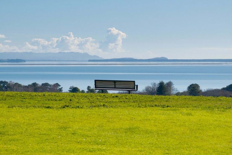 Photo of property in 26 Holyoake Terrace, Omokoroa, 3114