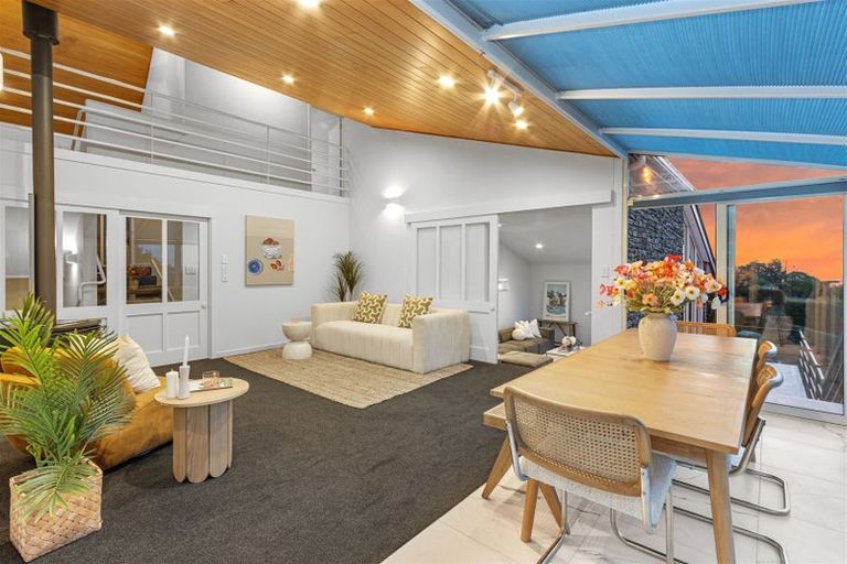 Photo of property in 239 Cannon Hill Crescent, Mount Pleasant, Christchurch, 8081