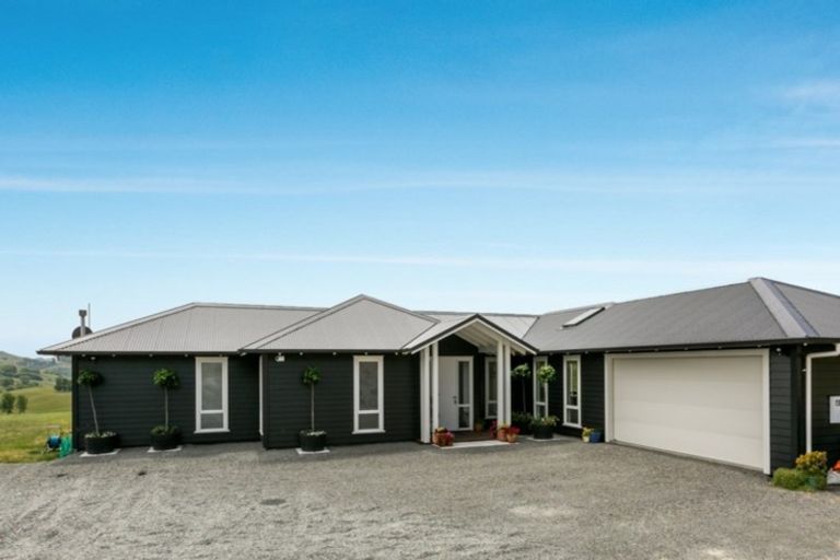 Photo of property in 63 Timoti Road, Waimarama, Havelock North, 4294