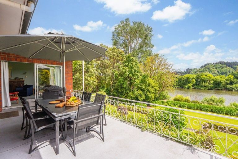 Photo of property in 21 Riverbank Road, Okoia, Whanganui, 4573
