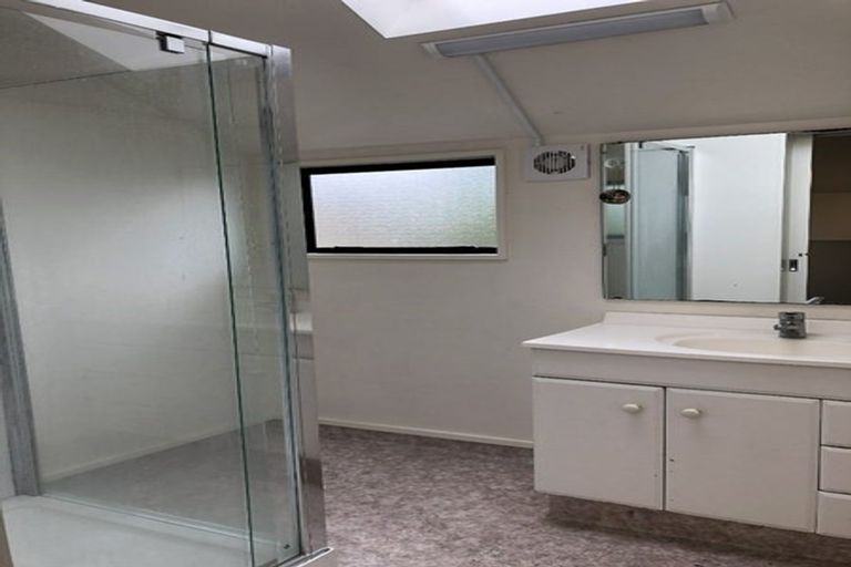 Photo of property in 4/10 Dilworth Street, Riccarton, Christchurch, 8011