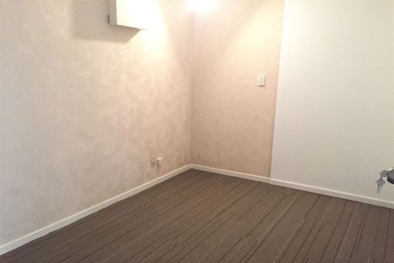 Photo of property in 133 Hutchinsons Road, Bucklands Beach, Auckland, 2014