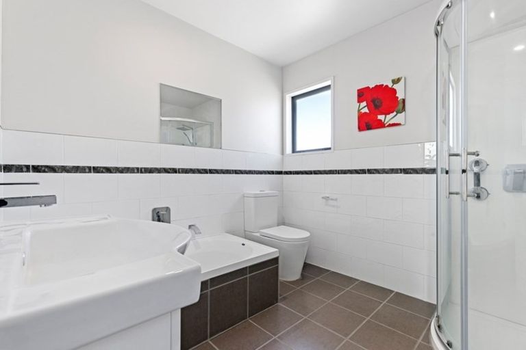 Photo of property in 7 Goodall Place, Redwood, Christchurch, 8051