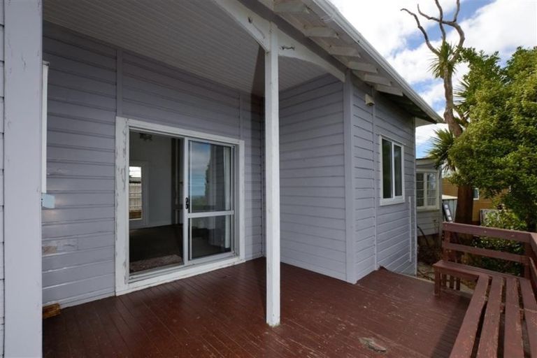 Photo of property in 43 Seaview Road, Brighton, Dunedin, 9035