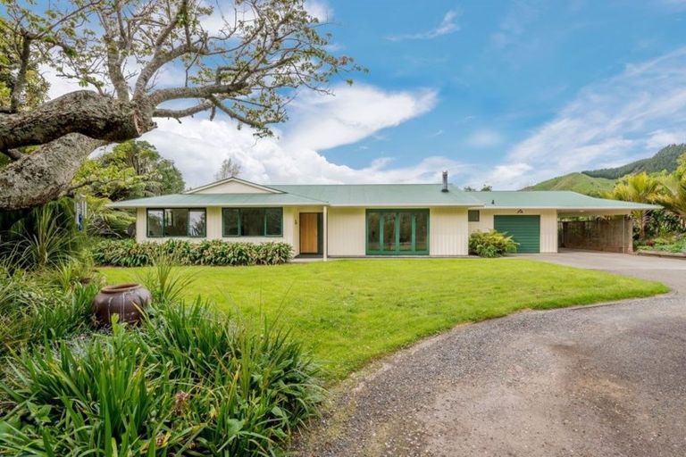 Photo of property in 33 Mokena Kohere Street, Manakau, Levin, 5573