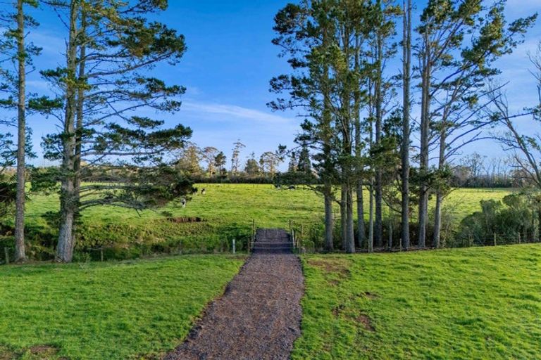 Photo of property in 39 Rugby Road, Tariki, 4388